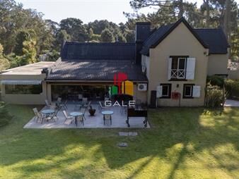 https://web5.gallito.com.uy/casa-tipo-hotel-en-punta-del-este-inmuebles-26458592