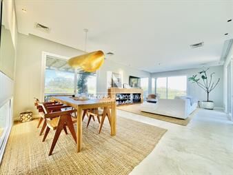 https://web5.gallito.com.uy/espectacular-casa-en-venta-en-el-quijote-4-dormitorios-y-p-inmuebles-26458951