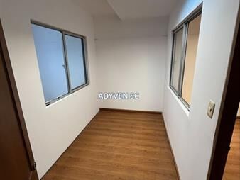 https://web5.gallito.com.uy/oficina-en-alquiler-3-reservados-ciudad-vieja-inmuebles-26458222