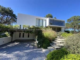 https://web5.gallito.com.uy/casa-en-venta-de-4-dormitorios-en-suite-en-pinar-del-faro-inmuebles-23273047