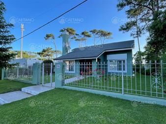 https://www.gallito.com.uy/casa-en-barrio-pinares-inmuebles-26470253