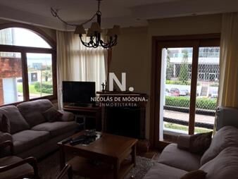 https://web5.gallito.com.uy/apartamento-de-3-dormitorios-en-mansa-punta-del-este-inmuebles-25035667