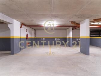 https://web5.gallito.com.uy/venta-de-garage-en-ciudad-vieja-ideal-inversion-inmuebles-26386028
