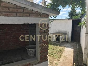 https://www.gallito.com.uy/3-casas-con-rentashoppingrentabilidad-aprox1-15-ca-inmuebles-26386173
