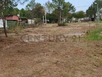 https://www.gallito.com.uy/hermoso-terreno-900-mt-en-guazubira-lado-sur-inmuebles-26386241