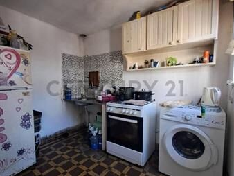 https://web5.gallito.com.uy/oportuidad-de-reciclaje-con-61m²-construidos-proximo-a-ca-inmuebles-26386322