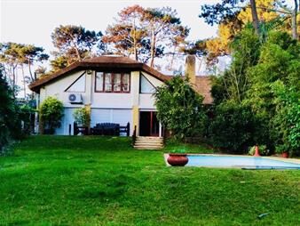 https://www.gallito.com.uy/venta-casa-3-dormitorios-en-pinares-punta-del-este-inmuebles-25703425