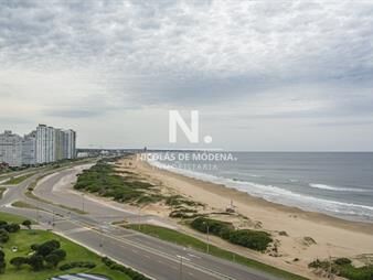 https://web5.gallito.com.uy/vente-impecable-apartamento-de-1-dormitorio-en-brava-punta-inmuebles-25648935