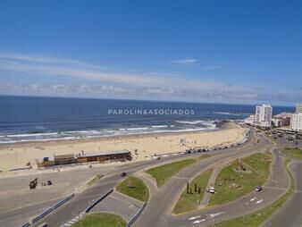 https://web5.gallito.com.uy/apartamento-en-venta-de-3-dormitorios-en-torre-imperiale-p-inmuebles-25583488