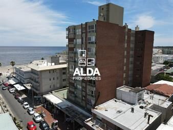 https://web5.gallito.com.uy/apartamento-en-centro-edificio-bahiamar-ref-ap502034-inmuebles-26557342