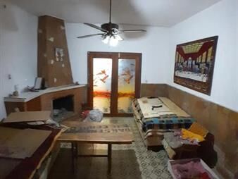 https://web5.gallito.com.uy/casa-en-propiedad-horizontal-con-ambientes-amplios-proximo-inmuebles-26563062