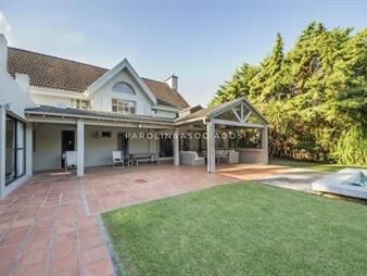 https://web5.gallito.com.uy/casa-de-4-dormitorios-en-venta-en-golf-punta-del-este-inmuebles-16906256