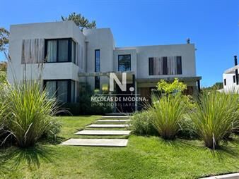 https://web5.gallito.com.uy/casa-en-alquiler-en-barrio-privado-la-arbolada-punta-del-inmuebles-25043255