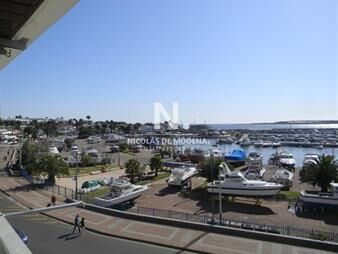 https://web5.gallito.com.uy/apartamento-en-venta-con-vista-al-puerto-inmuebles-25034045