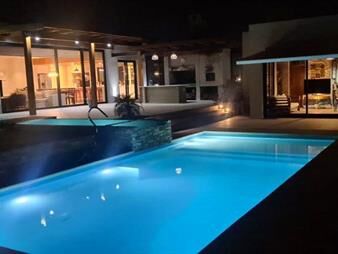 https://www.gallito.com.uy/venta-casa-colinas-de-carrasco-igual-a-estreno-la-mejor-inmuebles-26620646