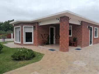 https://web5.gallito.com.uy/excelente-casa-en-pinares-3-dormitorios-y-garaje-para-2-aut-inmuebles-25703210