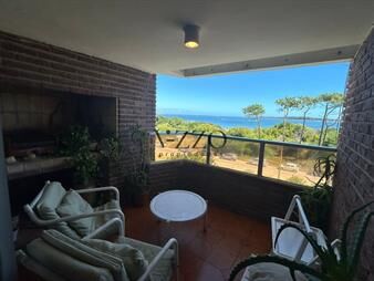 https://web5.gallito.com.uy/alquiler-invernal-de-apartamento-de-4-dormitorios-en-playa-inmuebles-26015920