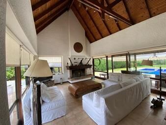 https://web5.gallito.com.uy/espectacular-casa-en-lugano-5-dormitorios-4-baãos-inmuebles-25649476