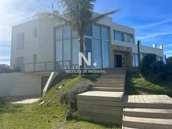 https://www.gallito.com.uy/vende-casa-tipo-cabaã±a-de-3-dormitorios-en-el-chorro-mana-inmuebles-26631721