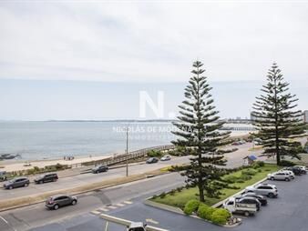 https://web5.gallito.com.uy/torre-de-categoria-vista-plena-al-mar-inmuebles-25033804