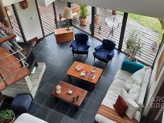 https://www.gallito.com.uy/venta-casa-tres-dormitorios-en-punta-del-este-inmuebles-24108097
