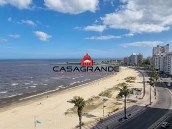 https://web5.gallito.com.uy/apartamento-pocitos-4-dormitorios-garaje-doble-vista-a-inmuebles-23233499