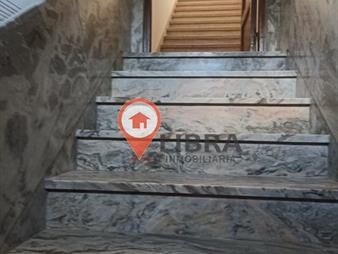 https://web5.gallito.com.uy/venta-de-casa-4-dormitorios-2-baã±os-sobre-av-8-de-octubre-inmuebles-26651744