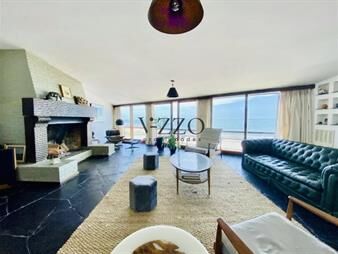 https://web5.gallito.com.uy/gran-casa-en-venta-sobre-el-mar-de-5-dormitorios-y-dependen-inmuebles-25649520