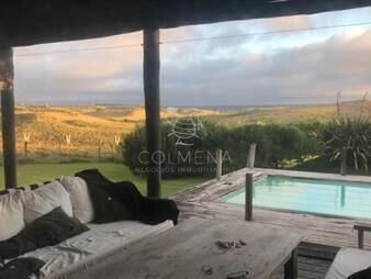 https://web5.gallito.com.uy/casa-en-las-grutas-inmuebles-22909835
