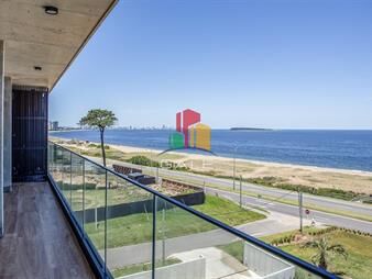 https://www.gallito.com.uy/apartamento-en-alquiler-en-playa-mansa-2-dormitorios-edif-inmuebles-26504008