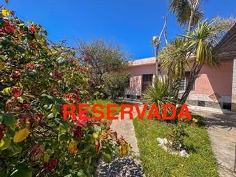 https://www.gallito.com.uy/venta-de-casa-3-dormitorios-2-baños-estac-padron-unico-inmuebles-24481202