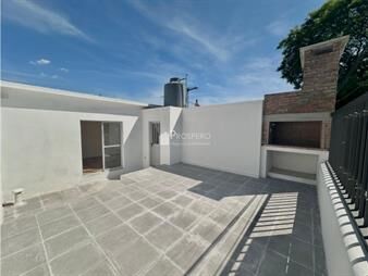 https://www.gallito.com.uy/va1978p1-venta-casa-2-dorm-la-blanqueada-moderna-parriller-inmuebles-26410450