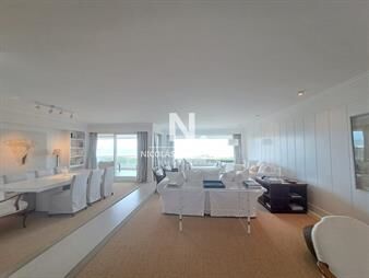 https://web5.gallito.com.uy/espectacular-planta-en-aqualina-en-alquiler-inmuebles-24737523
