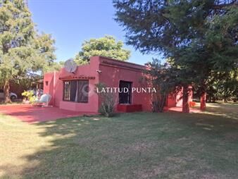 https://www.gallito.com.uy/hermosa-chacra-a-25-kilometros-de-punta-del-este-inmuebles-26636545