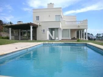 https://web5.gallito.com.uy/alquiler-casa-en-punta-ballena-cuatro-dormitorios-inmuebles-25033603