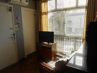 https://web5.gallito.com.uy/apartamento-proximo-a-av-gral-flores-y-bv-artigas-inmuebles-26563046