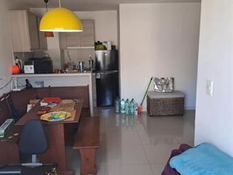 https://web5.gallito.com.uy/venta-de-apartamento-en-centro-con-renta-inmuebles-26707407