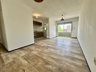 https://www.gallito.com.uy/venta-apartamento-2-dormitorios-al-frente-con-renta-malvin-inmuebles-26575019