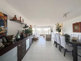 https://web5.gallito.com.uy/apartamento-de-4-dormitorios-en-venta-en-ocean-tower-punta-inmuebles-24499754