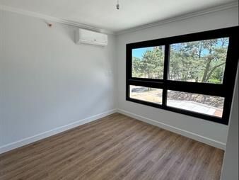 https://www.gallito.com.uy/alquiler-anual-1-dormitorio-seagarden-barrio-cantegril-inmuebles-26234233