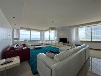 https://web5.gallito.com.uy/en-venta-apartamento-de-3-dormitorios-en-suite-en-brava-pun-inmuebles-25043273