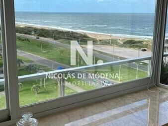 https://web5.gallito.com.uy/departamento-de-3-dormitorios-en-venta-en-torre-emblematica-inmuebles-23759193