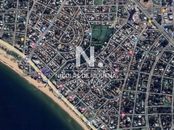 https://web5.gallito.com.uy/terreno-en-venta-frente-al-mar-playa-mansa-inmuebles-25042732