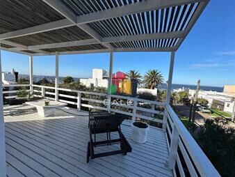 https://web5.gallito.com.uy/hermosa-casa-a-pasos-del-mar-inmuebles-26761603