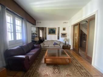 https://web5.gallito.com.uy/ideal-empresa-o-familias-numerosas-posibles-3-casas-inmuebles-26765980