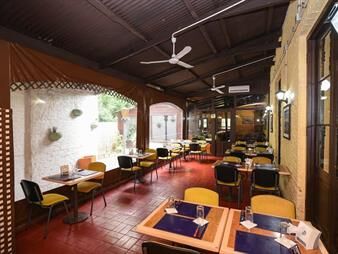 https://www.gallito.com.uy/excelente-local-en-colonia-del-sacramento-avenida-princip-inmuebles-26766032