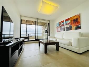 https://web5.gallito.com.uy/venta-de-apartamento-de-dos-dormitorios-con-parrillero-en-c-inmuebles-23393117