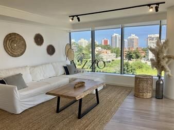 https://web5.gallito.com.uy/apartamento-en-venta-a-metros-de-playa-mansa-amueblado-a-es-inmuebles-26406382