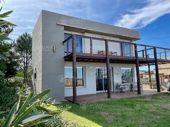 https://www.gallito.com.uy/venta-casa-2-dormitorios-portezuelo-punta-ballena-inmuebles-24527701