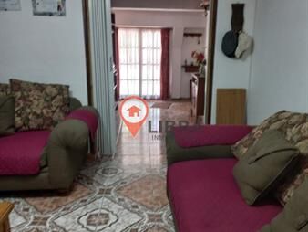 https://web5.gallito.com.uy/se-vende-casa-2-dormitorios-fondo-con-barbacoa-garage-en-co-inmuebles-26810205
